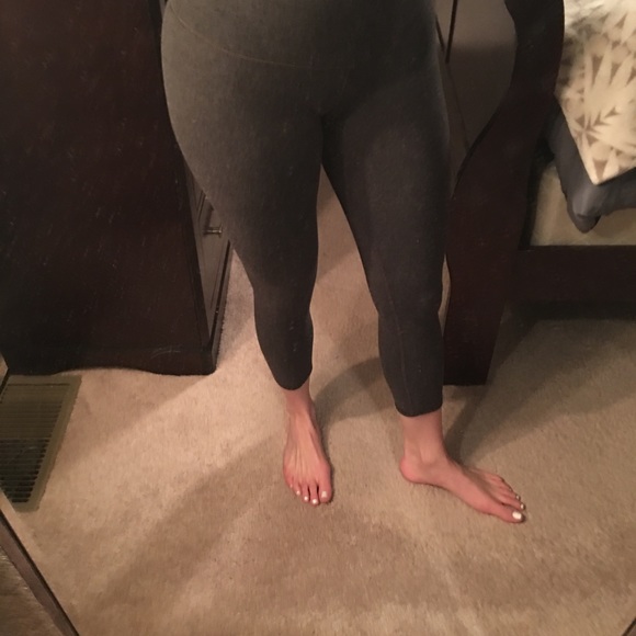 Lululemon Cotton Roll Down Crop - Picture 5 of 7